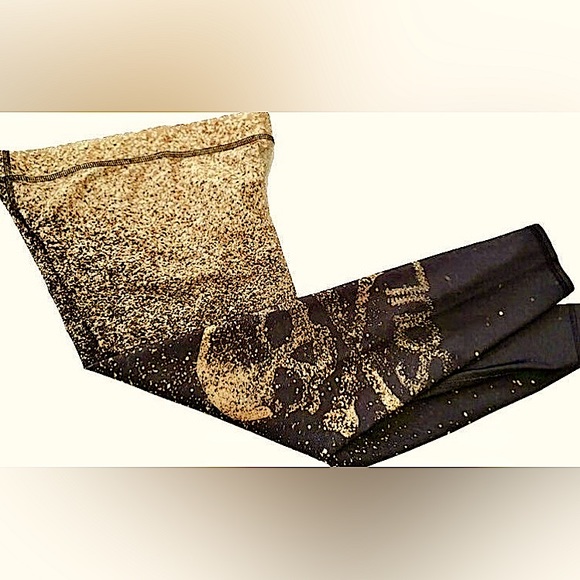 Terez x Soul Cycle 3/4 Length Glitter Skull Leggings Black/Gold Size Medium - Picture 2 of 8
